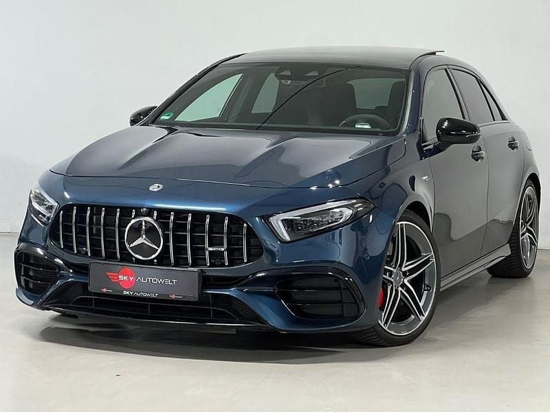 Blau Gebraucht 2022 Mercedes A45 AMG AMG Limousine | 41.950 € (Superpreis) - Bild 1/4