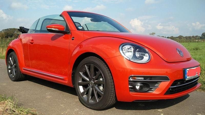 Orange Gebraucht 2017 VW Beetle Sound Cabrio | 16.666 € (Etwas zu teuer) - Bild 1/2
