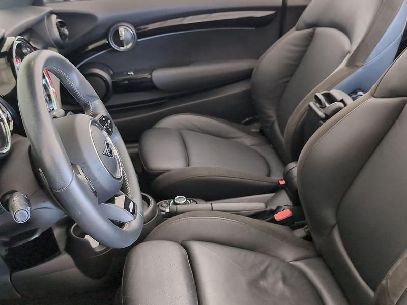 Gebraucht Mini Cooper S Cabriolet 178 PS (130 kW) 2023 Midnight black metallic Cabrio