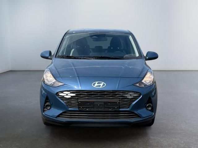 Vibrant blue vibrant blue Neu 2025 Hyundai i10 Comfort Kleinwagen | 16.795 € (Guter Preis) - Bild 1/4