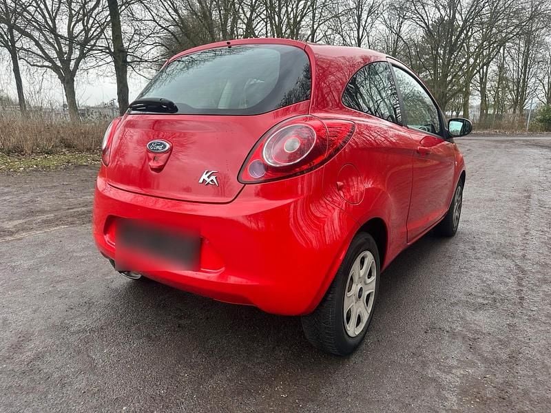 Second-hand Ford Ka 70 CP (51 kW) 2013 Roșu Hatchback