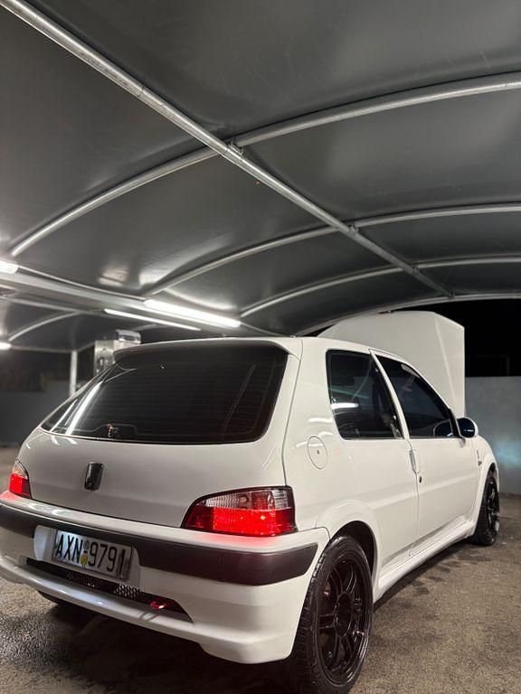 Gebraucht Peugeot 106 S16 118 PS (86 kW) 2000 Weiß Kleinwagen