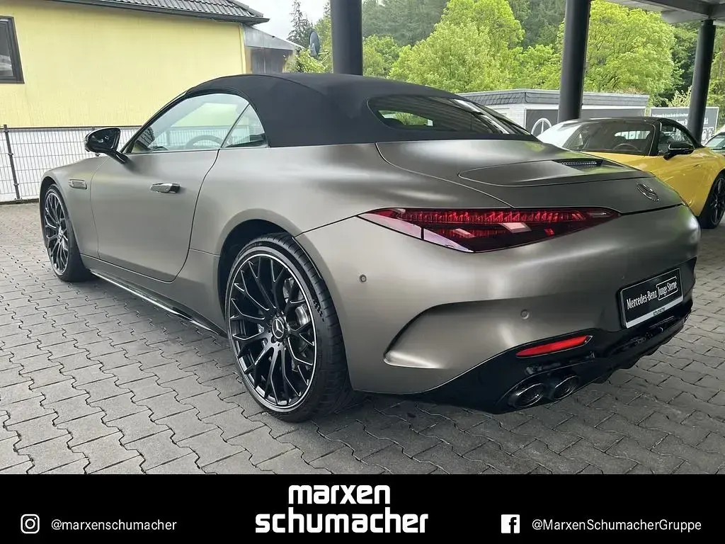 Gebraucht Mercedes SL43 AMG AMG 381 PS (280 kW) 2024 Amg monza grau magno Cabrio