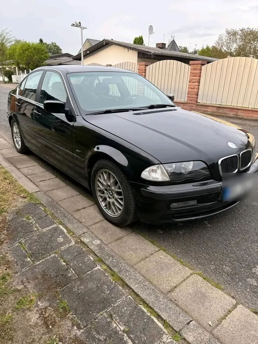 Gebraucht BMW 328 193 PS (141 kW) 2000 Schwarz Limousine