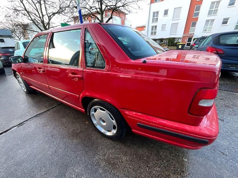 Gebraucht Volvo S70 144 PS (105 kW) 1997 Rot Limousine