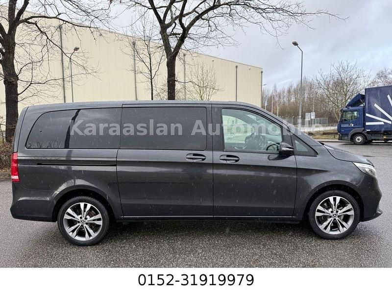 Gebraucht Mercedes V300 Edition 237 PS (174 kW) 2022 Grau Van / Kleinbus