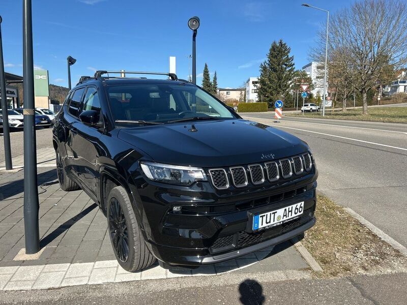 Schwarz Gebraucht 2023 Jeep Compass SUV | 26.800 € (Fairer Preis) - Bild 1/4
