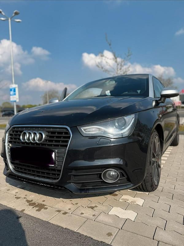 Second-hand Audi A1 Design 122 CP (89 kW) 2012 Negru Hatchback