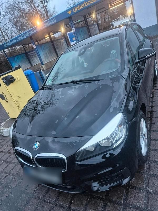 Gebraucht BMW 216 116 PS (85 kW) 2016 Schwarz Kombi