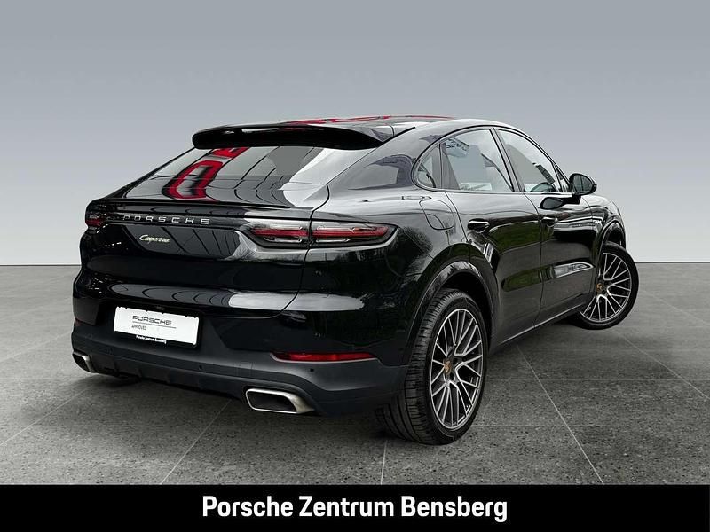 Gebraucht Porsche Cayenne 462 PS (339 kW) 2021 Tiefschwarz SUV