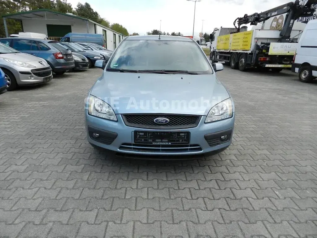 Gebraucht Ford Focus Fun X 101 PS (74 kW) 2007 Blau Limousine