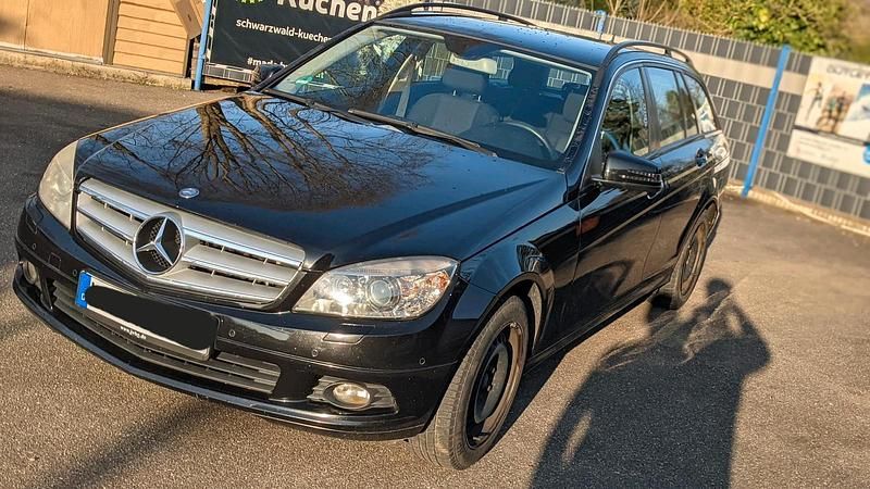 Schwarz Gebraucht 2009 Mercedes C220 Kombi | 4.000 € (Teuer) - Bild 1/4