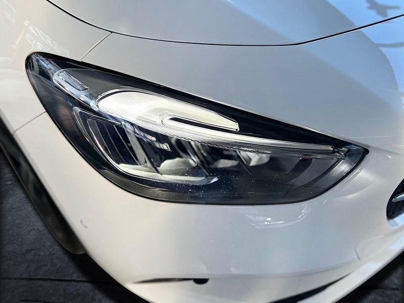 Gebraucht Mercedes B200 Advanced Plus 163 PS (119 kW) 2024 Weiß Van / Kleinbus