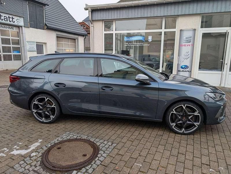 Gebraucht Cupra Leon VZ 333 PS (244 kW) 2025 Magnetic tech grey Kombi