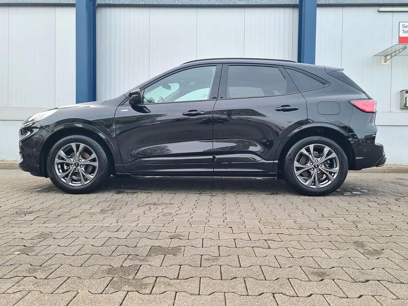 Gebraucht Ford Kuga ST-Line X 150 PS (110 kW) 2023 Schwarz SUV