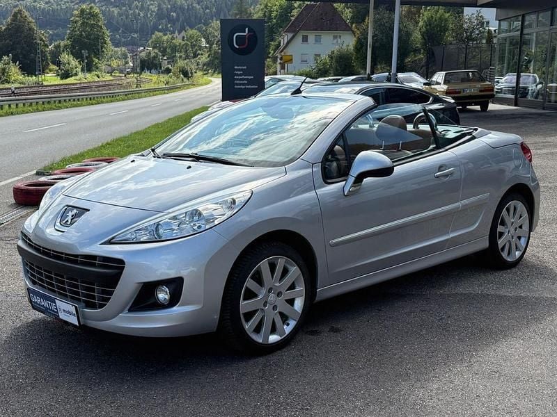 Silber Gebraucht 2014 Peugeot 207 CC Allure Cabrio | 5.499 € (Fairer Preis) - Bild 1/4
