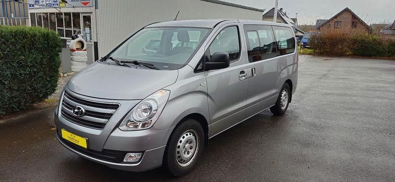 Hyper Gebraucht 2015 Hyundai H-1 Comfort Van / Kleinbus | 12.550 € (Fairer Preis) - Bild 1/4