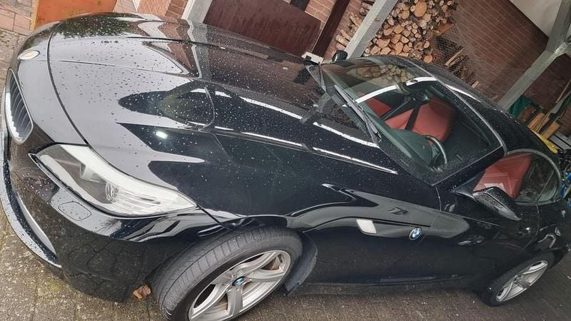 Gebraucht BMW Z4 Sport Line 204 PS (150 kW) 2010 Rot Cabrio