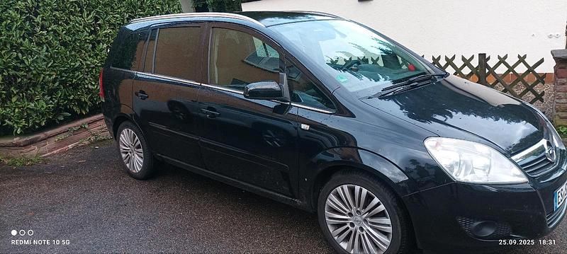 Schwarz Gebraucht 2008 Opel Zafira Van / Kleinbus | 3.000 € (Fairer Preis) - Bild 1/4