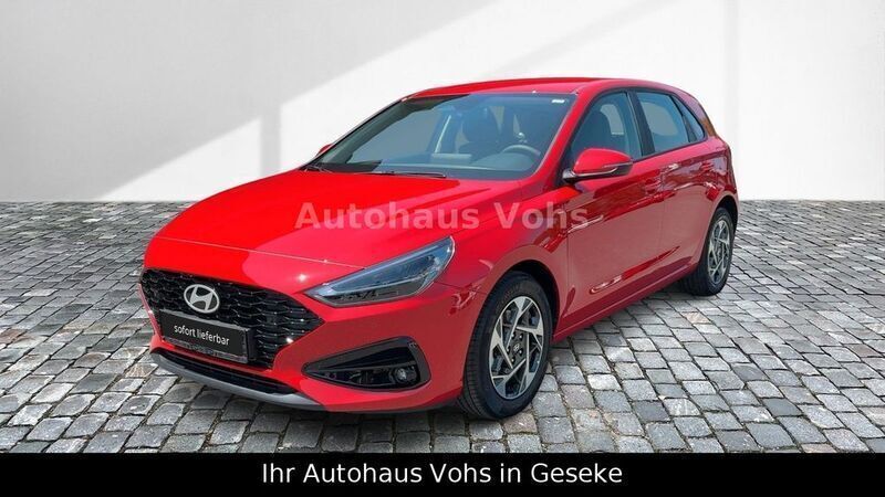 Rot Gebraucht 2025 Hyundai i30 Comfort Kleinwagen | 19.970 € (Guter Preis) - Bild 1/3