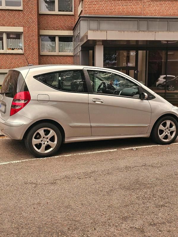 Gebraucht Mercedes A170 110 PS (80 kW) 2005 Silber Kleinwagen