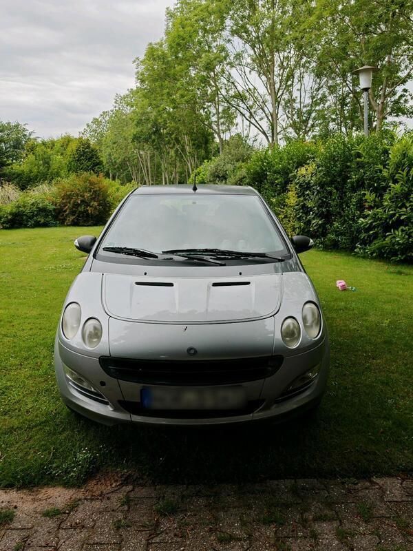 Silber Gebraucht 2004 Smart ForFour Kleinwagen | 850 € (Superpreis) - Bild 1/4