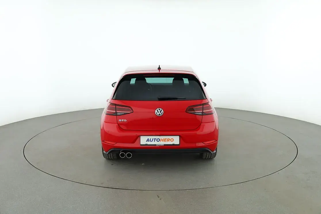 Gebraucht VW Golf VII GTD 2019 Rot Limousine