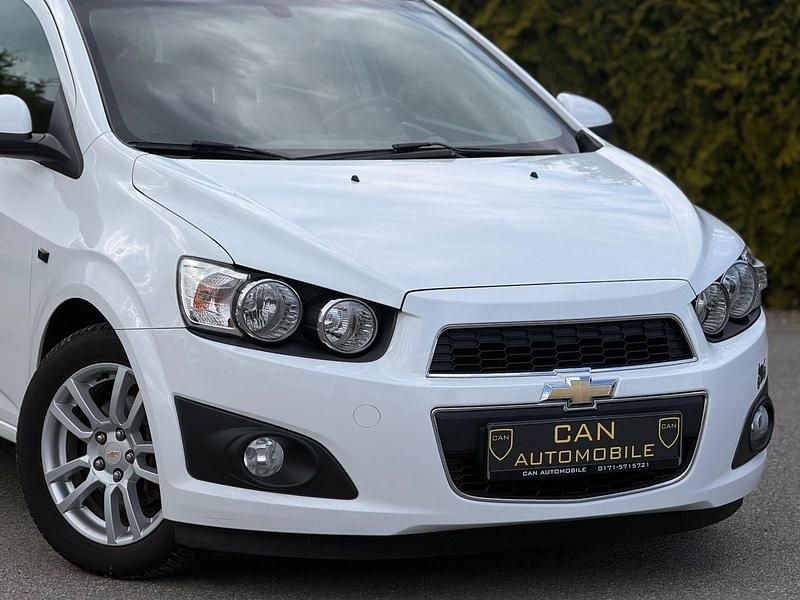Gebraucht Chevrolet Aveo LTZ 116 PS (85 kW) 2012 Weiß Kleinwagen