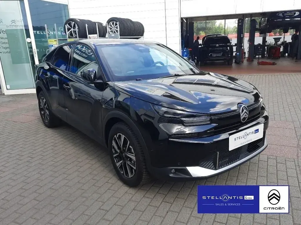 Neu Citroën C4 131 PS (96 kW) 2026 Grau SUV