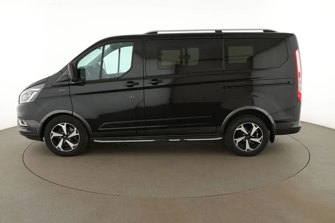 Gebraucht Ford Tourneo Custom Active 185 PS (136 kW) 2021 Schwarz Van