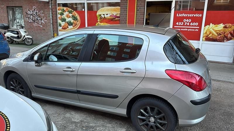 Second-hand VW Golf V 120 CP (88 kW) 2007 Gri Hatchback