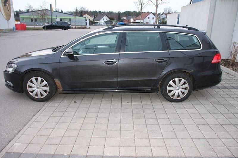 Gebraucht VW Passat Trendline 140 PS (102 kW) 2011 Braun Kombi