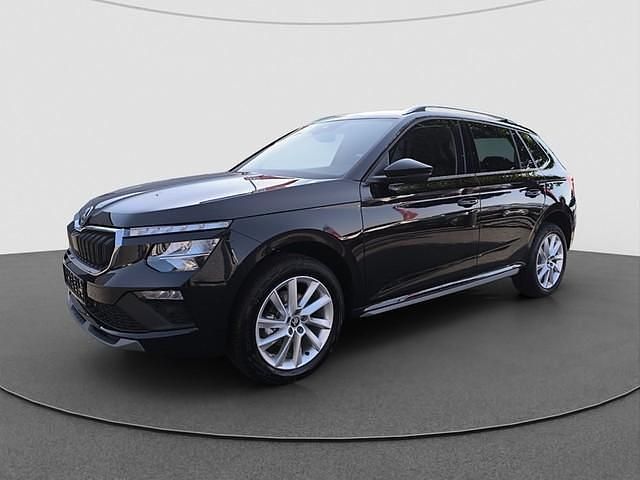 Schwarzmagic Neu 2025 Skoda Kamiq Selection SUV | 28.541 € (Fairer Preis) - Bild 1/4