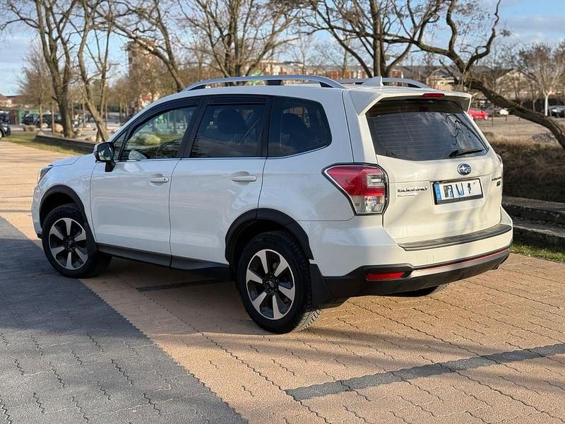 Gebraucht Subaru Forester Exclusive+ 147 PS (108 kW) 2017 Weiß SUV