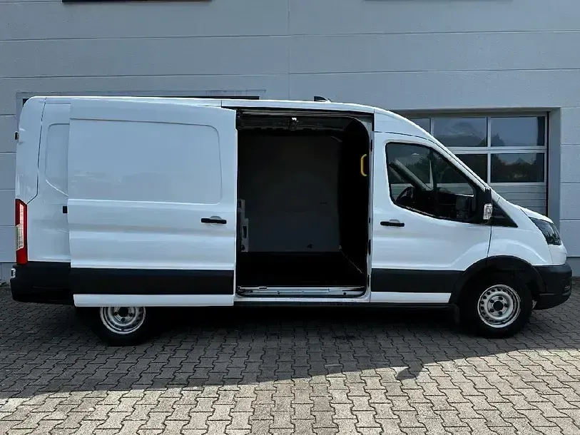 Gebraucht Ford Transit 105 PS (77 kW) 2024 Weiss Van