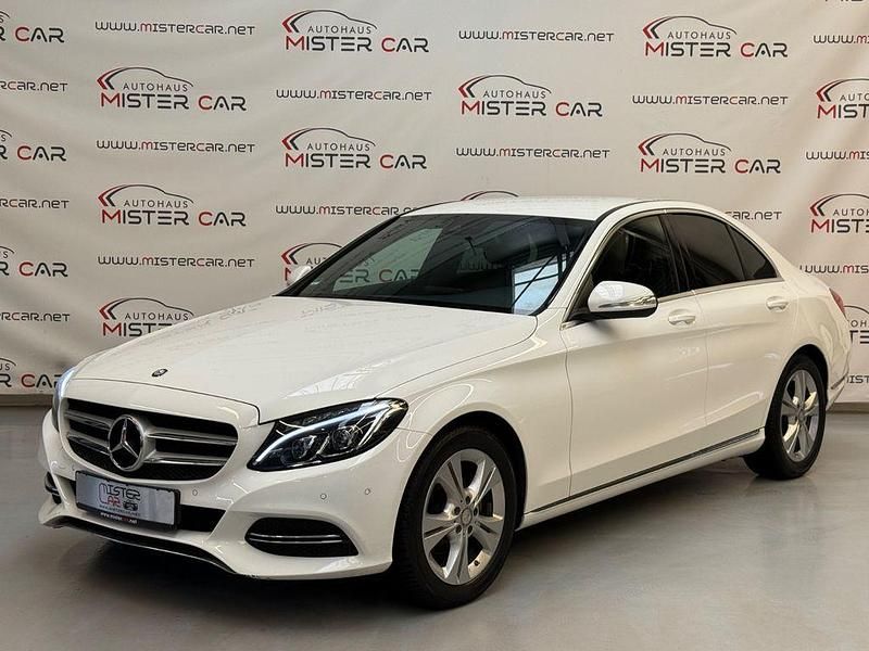Weiß Gebraucht 2015 Mercedes C200 Limousine | 13.890 € (Fairer Preis) - Bild 1/4