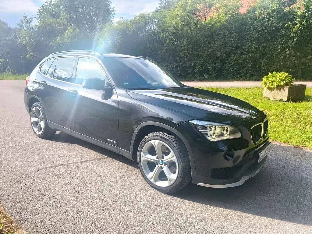 Gebraucht BMW X1 Advantage 150 PS (110 kW) 2015 Schwarz SUV