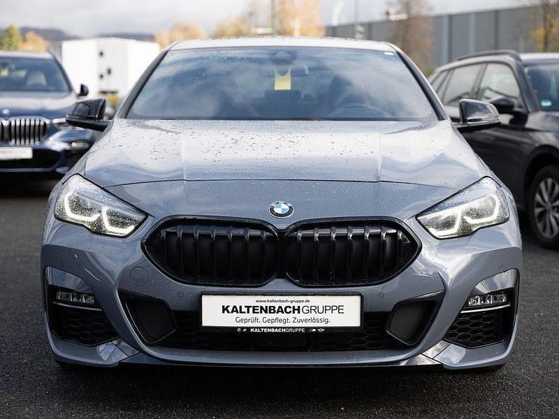 Gebraucht BMW 220 Performance 178 PS (130 kW) 2024 Grau Coupé