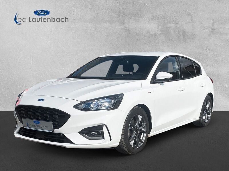 Frostweiß Gebraucht 2020 Ford Focus ST-Line Limousine | 19.200 € (Fairer Preis) - Bild 1/4