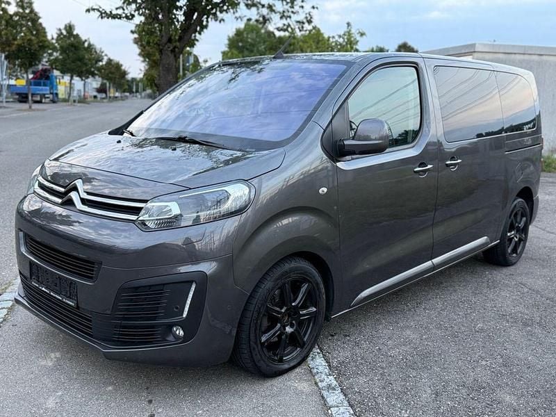 Grau Gebraucht 2017 Citroën Spacetourer Van | 16.990 € (Fairer Preis) - Bild 1/4