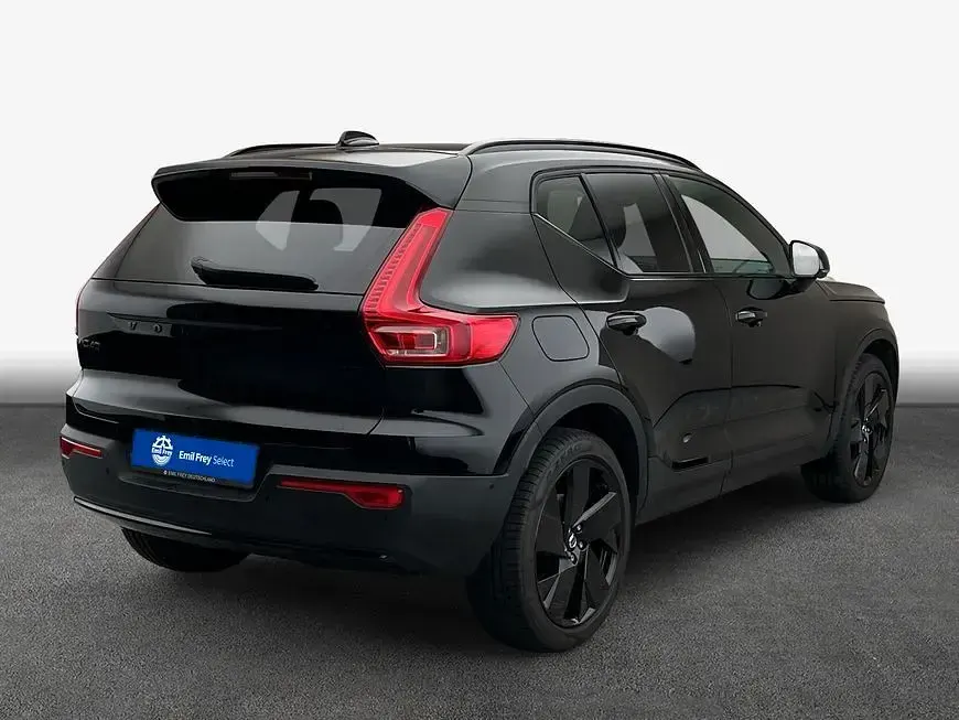 Gebraucht Volvo XC40 Plus 163 PS (119 kW) 2025 Schwarz SUV