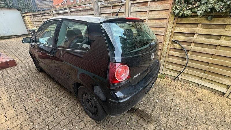 Gebraucht VW Polo 64 PS (47 kW) 2006 Schwarz Kleinwagen