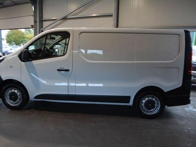 Weiß Gebraucht 2019 Opel Vivaro Van | 13.900 € (Fairer Preis) - Bild 1/4