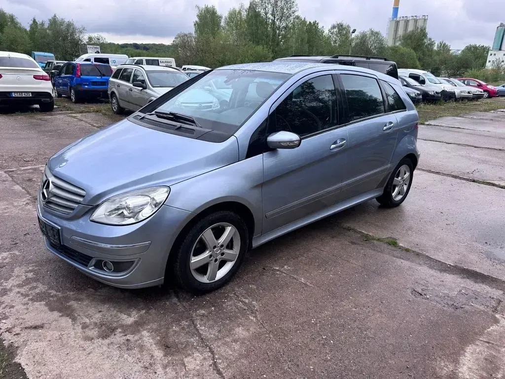 Gebraucht Mercedes B200 136 PS (100 kW) 2007 Van / Kleinbus