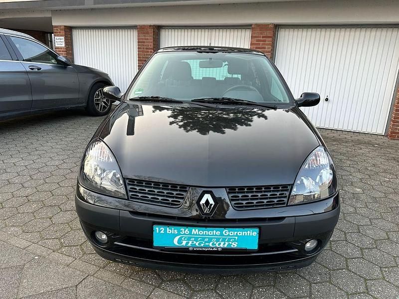Gebraucht Renault Clio II 75 PS (55 kW) 2003 Schwarz Kleinwagen