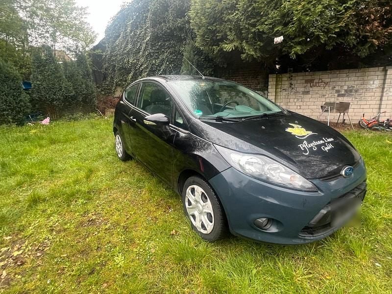 Gebraucht Ford Fiesta 82 PS (60 kW) 2011 Schwarz Kleinwagen
