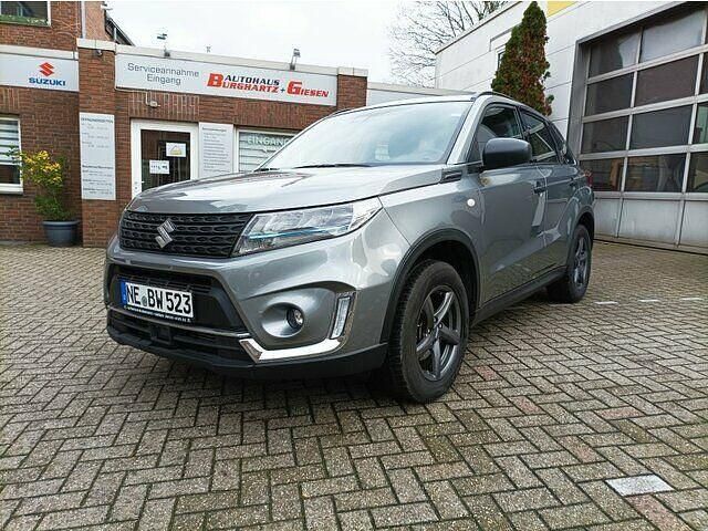 Gebraucht Suzuki Vitara Club 129 PS (94 kW) 2021 Grau SUV
