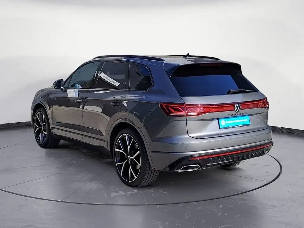 Gebraucht VW Touareg R-line 286 PS (210 kW) 2025 Grau SUV