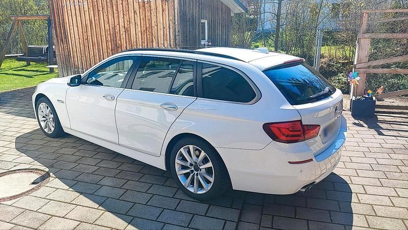 Usata BMW 525 204 CV (150 kW) 2011 Bianco Station wagon