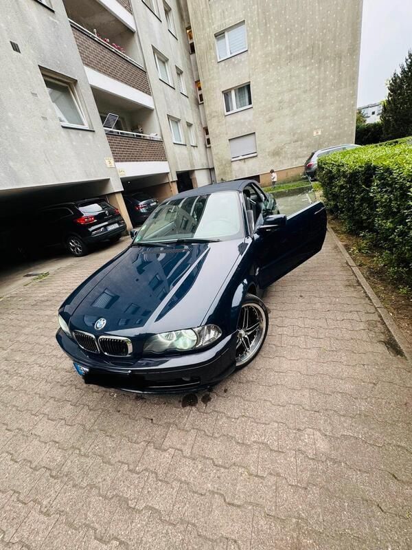 Blau Gebraucht 2000 BMW 323 Cabriolet Cabrio | 7.500 € - Bild 1/4